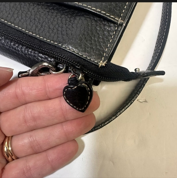 Brighton Elegant Black Leather & Suede Shoulder Bag - Picture 8 of 15